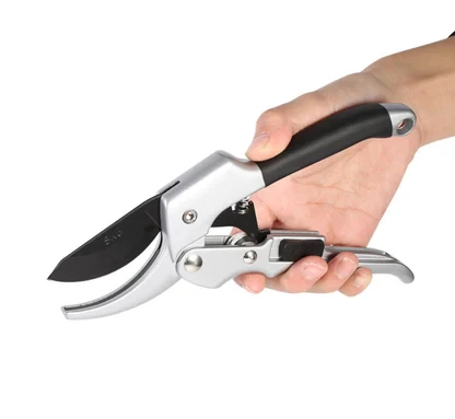 High-carbon steel center-cut garden pruner for home gardening